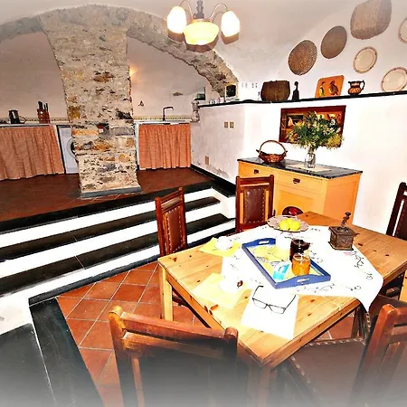 公寓 Casa Alessandro Chiusanico